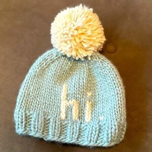 “Hi” knit baby beanie